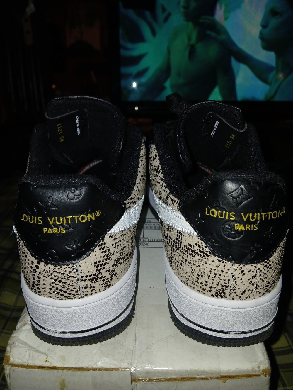 ●Nike, Custom -AIR-FORCE-1'S●LOUIS VUITTION -OFF WHITE Low-Top Sneakers CUSTOMS. - Picture 7 of 9